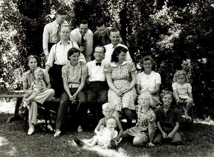 Ed&descendants-c1940