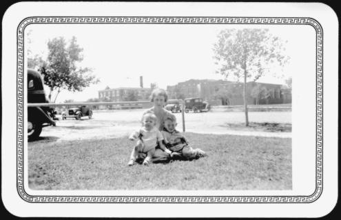 Thyra with Byron and Owen in 1935