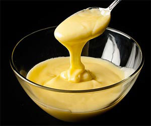 Easy Hollandaise Sauce