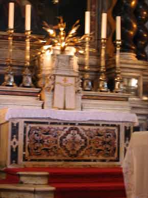 church-altar-050505