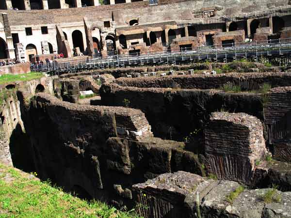 Coliseum-Inside-042605-1019a