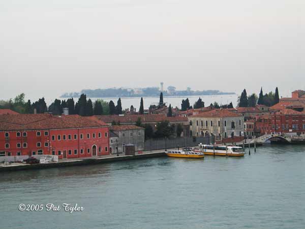 Giudecca Canal - 042905-651a