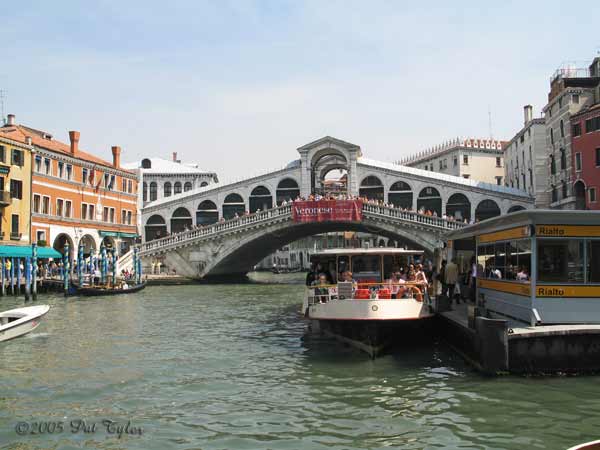 RialtoBridge-043005-1120a