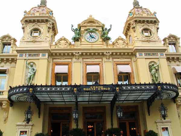 Casino-Montecarlo-042405-354p