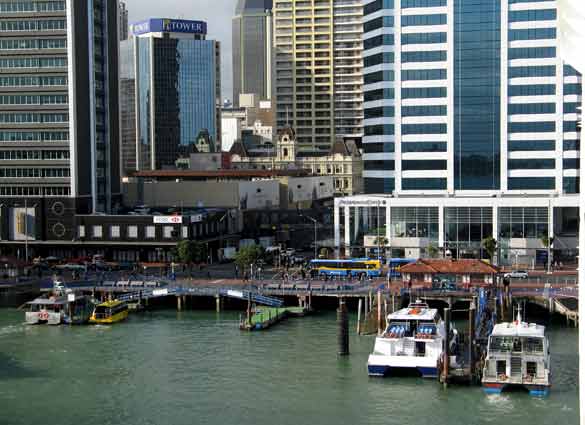017-7899-AucklandHarbour-071017-553a