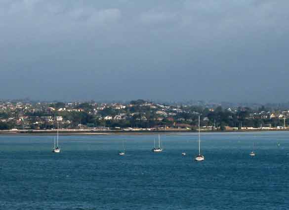 026-2519-AucklandHarbour-071017-656a