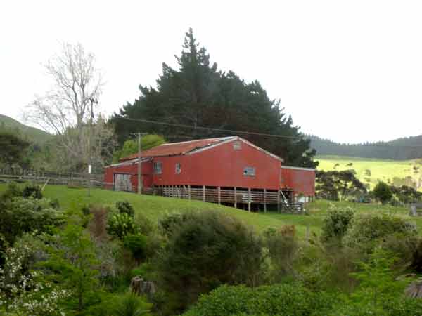 2658-Barn-071017-1033a