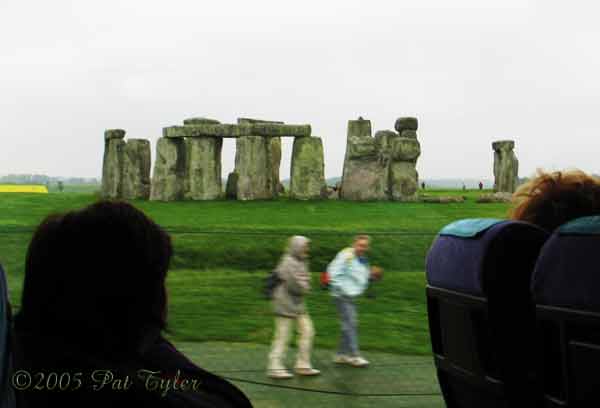 2752-Stonehenge-050405-1049a