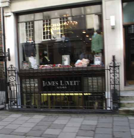 JamesLevettShop-050305-943a