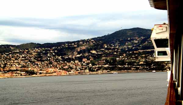 Villefranche-Coast-042405-728a