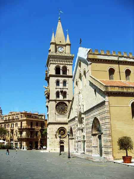 BellTower-Campanile-InMessina-050105-1226p