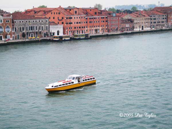 Big water Taxi - 042905-649a