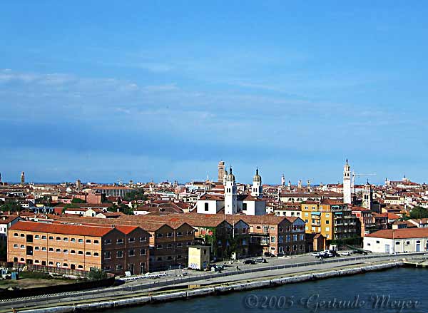 LeavingVenice-050905-540p