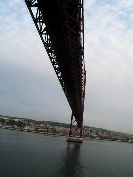 PassUnderBridge-042005-728a