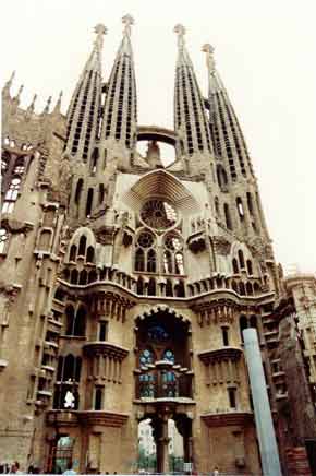 sagrada-towers""