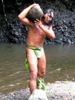 1725-NativeSeries-RockOnShoulder-071007-111p